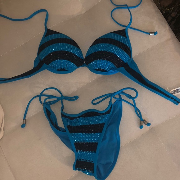 PINK Push-up Bikini top & bottoms XS - Picture 1 of 6